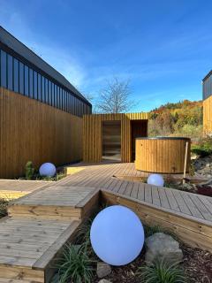 Hill & Chill Kudowa Zdrój - nowoczesne stodoły ze strefą SPA, balia, sauna - 7