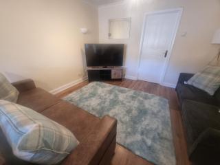 Cheerful two bedroom home in Dunfermline - 9