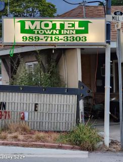 Town Inn Motel - 0