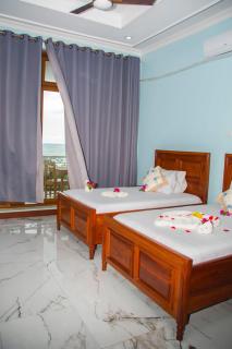 Zamu Beach Villa - 3