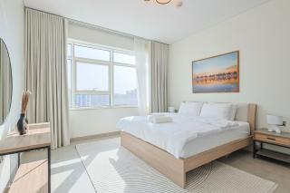 Al Raha 4-bedroom Suite - 9