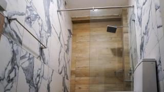 Stylish 1 -bedroom apartment in parklands with pool, and modern gym - 6