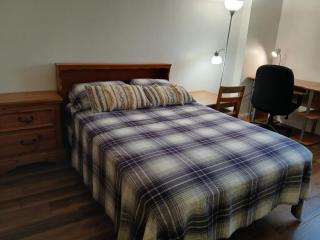 Right by OSU Stadium and Schottenstein Ctr - Walk to your game or concert, free guest parking - 1