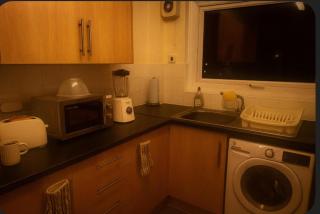 Rochdale Retreat - Cozy Apartment Stay - 2