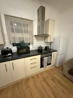 Spacious Stay in the Heart of the Town - 7