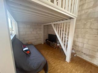 Yani - Grand studio intra-muros cadre exceptionnel - 4