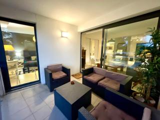 Vue exceptionnelle sur les Tours ! Charme et tranquillité - 1