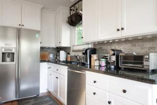 Queen Anne Oasis - 1