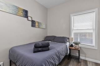 Central Oshkosh Stay - Walk to Lake and Downtown - 9