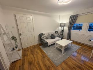 Premium Village Stay near Train & Loch - 1