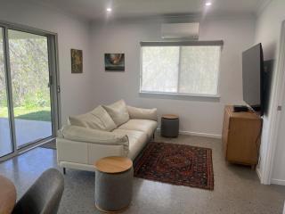 Koah Private hideaway with creek access - 0