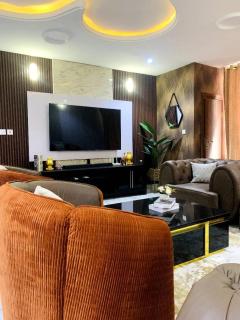 3rdBASE APARTMENT - 0