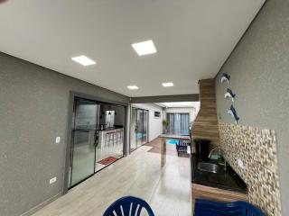 Casa com piscina 300m do mar! - 2