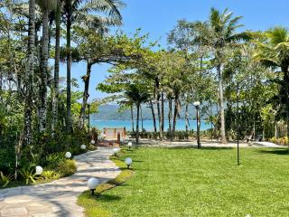 Mansão Praia Dura de Frente para o Mar - 7