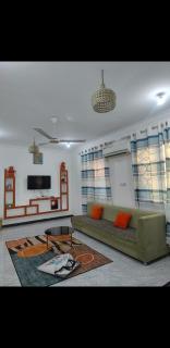 Michenzani Bliss - 8