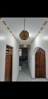 Michenzani Bliss - 6