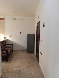 Guest room science - 5