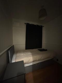 Redhill Gatwick Serviced Accommodation - 7