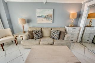 Newly Renovated, Modern, Ocean-View, Great Balcony - 4