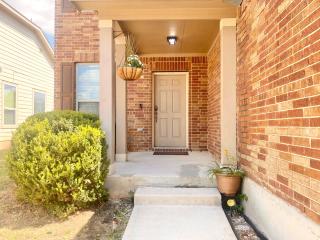 Ruby Suite Room at Keynote Abode with Baby Grande Piano - 0