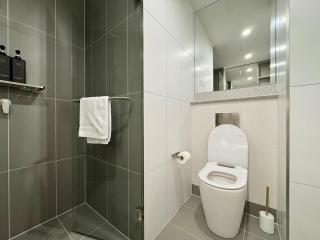 Hidden Gem Amazing 2BR Apt Central Melbourne#38032 - 1
