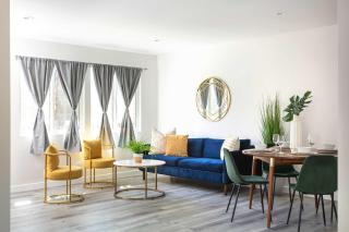 Luxury 2BR Apartment Great Area with Parking - 8