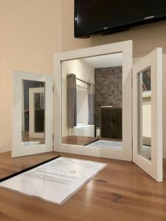 Kings Arms Hotel - 1