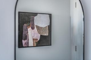 Central City Skyline Views, Free Parking, Pool, Gym & Sauna - 6