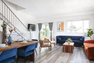 Prestige 5BR Townhome Near LA Hot Spots - 3