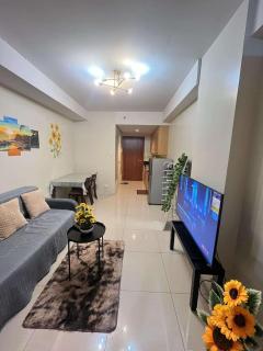 Staycation Near Mall of Asia - 1