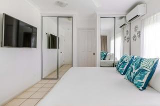 27 Central Plaza - 6