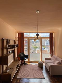 O Imperdível, Grande e Confortável Apto no Coração de Curitiba Com Garagem - 7