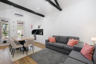 Villa with Private Pool, BBQ & Patio - 6