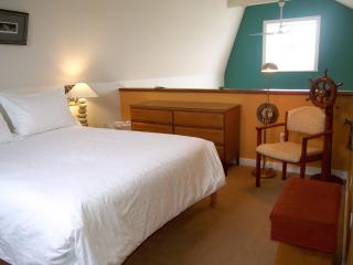 Island Village Properties at Fred Tibbs - Tofino - 9