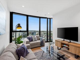 Elevé Southbank - Sea View, Pool, Parking, MCEC - 1