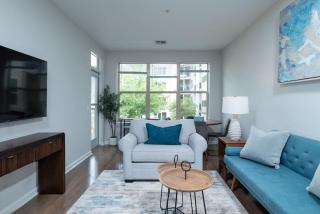 Central 1-BR Condo Assembly Row Gym & Pool Sleep 5 - 2