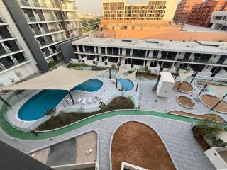 Cozy 1BR Near Abu Dhabi Airport - 8