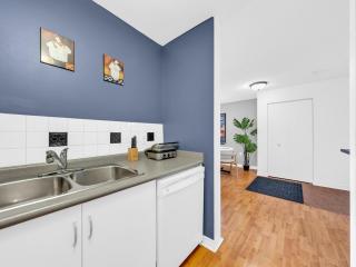 Rare find by the Riverside - 8