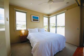 Toowong Home with Breathtaking City Views - 9