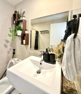 Mediterranean Breeze at Venice with Grand Canal View! - 3