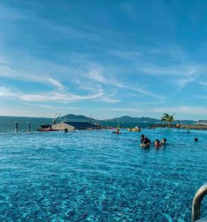 JQ1 SEA & POOL or CITY View WIFI I WASHING MACHINE for Some Units I CUCKOO WATER Jesselton Quay by R2 - 4