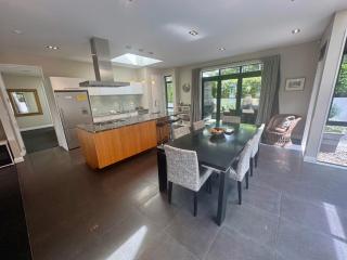 59 St James Avenue - 8