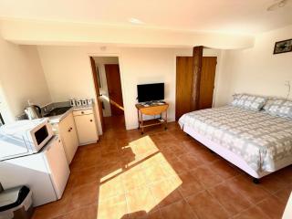 The Tuibird Room - 7