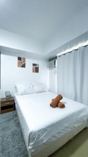 E Simple Studio Retreat - 9