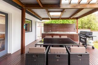 Seashell Stay on Adelaide - 0