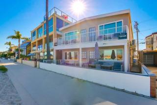 Bayside 5 - 8