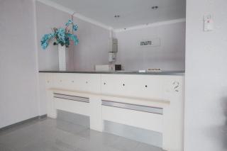 RedDoorz Plus near Istana Maimun Medan - 8