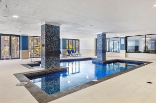 Oversized East Perth 2br Pool Gym Parking - 5