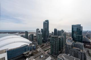 3BR Skyline Condo - By CN Tower & MTCC & Free Parking - 0