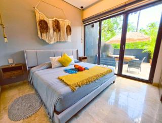 "Tropical Vibe" Private Jacuzzi, Free beach club & Rooftop Pools - 9